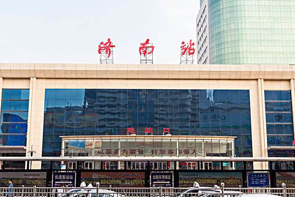 深圳到濟(jì)南貨運(yùn)公司_深圳到濟(jì)南貨運(yùn)專線