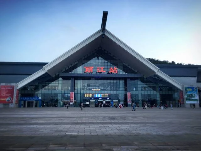 湖州到麗江物流專線-湖州至麗江貨運(yùn)公司